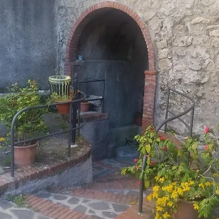 Oda ve Kahvaltı Il Pergolo 3*